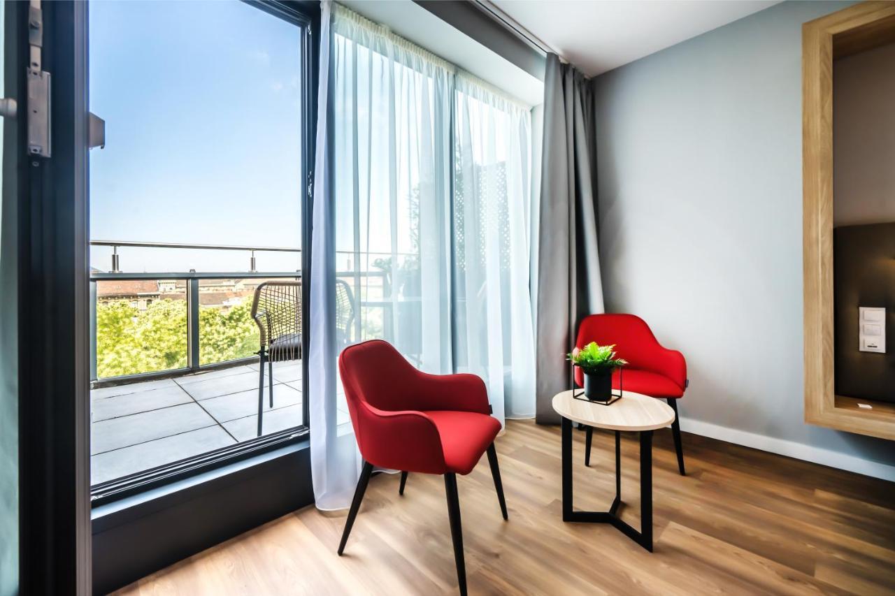 Up Hotel Budapest Exterior foto